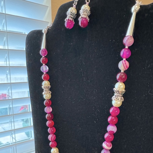 Pink Geode Pendant, Striped Agate & Simulated Pearl Necklace & Earrings Set - Picture 6 of 7